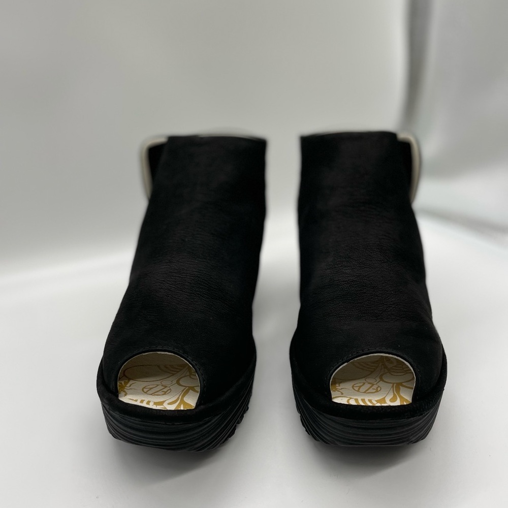 Fly London platform heels size 5.5